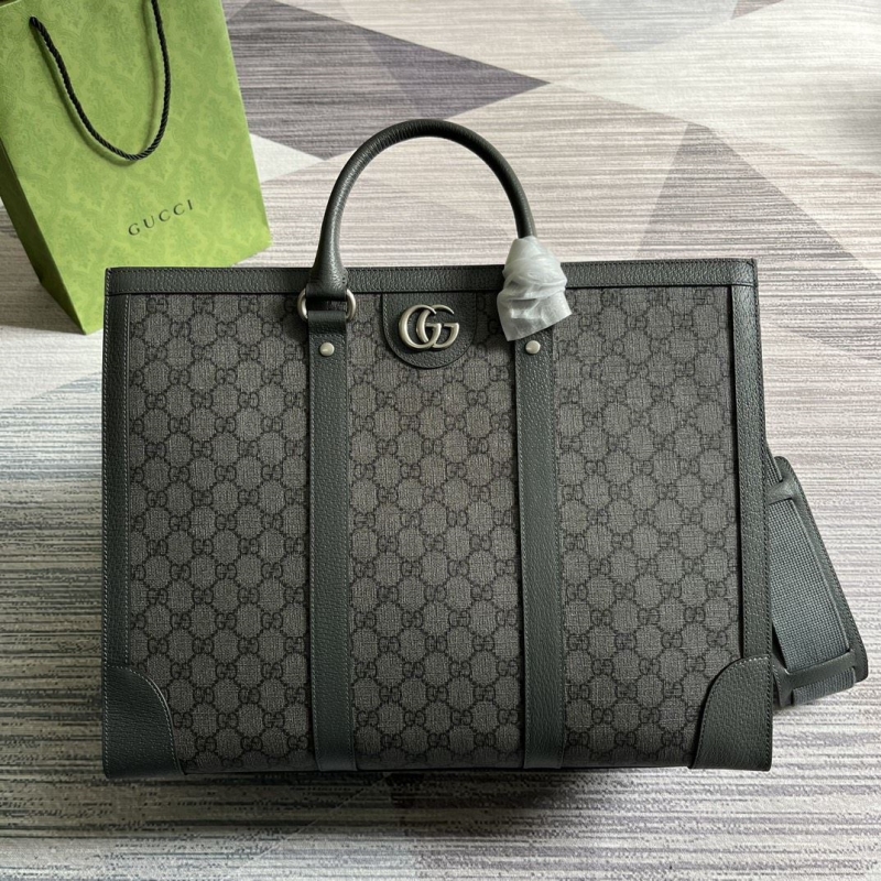G*u*i shopping bags